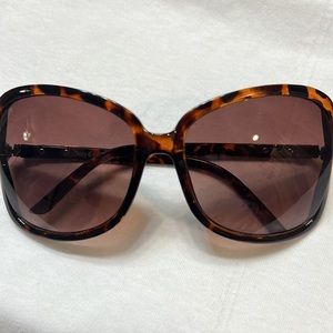 Sunglasses Juicy Couture